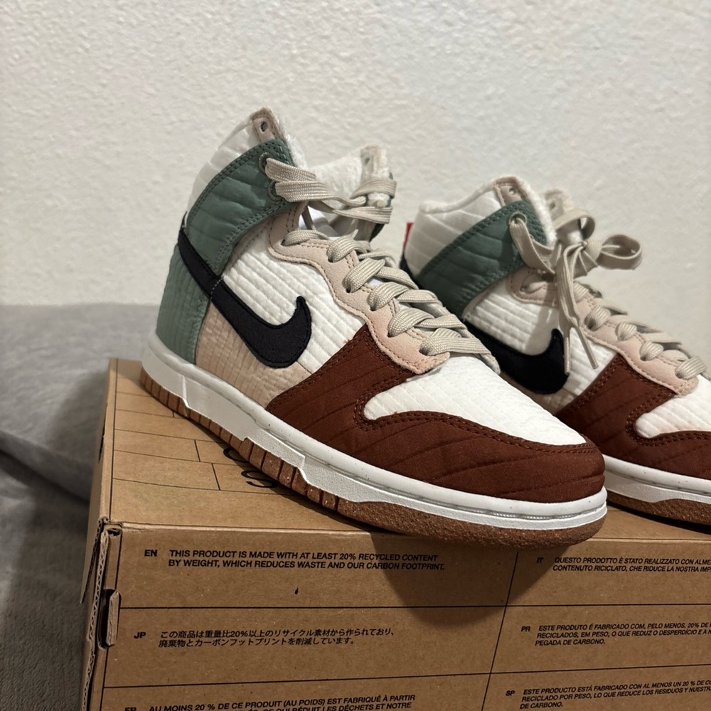 Nike Dunk High lx next nature toasty 5.5youth , 4men